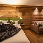 Brunnenhof - Mit Service Apartment *