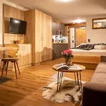 Brunnenhof - Mit Service Apartment