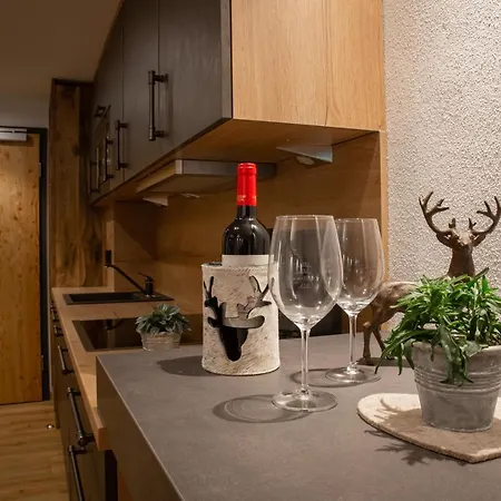 Brunnenhof - Mit Service Apartmán *